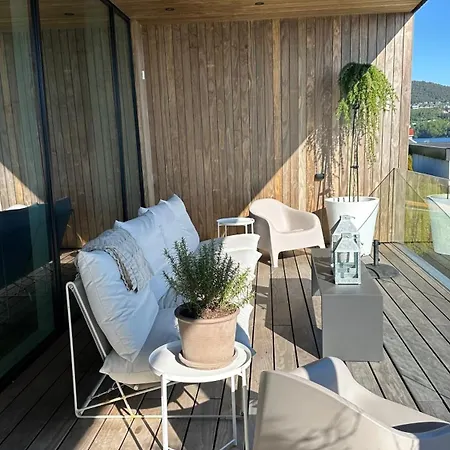 Seaside With View Of The Sunnmore *